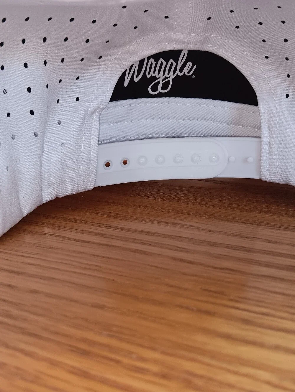 WAGGLE TIGER GOAT GOLF HAT